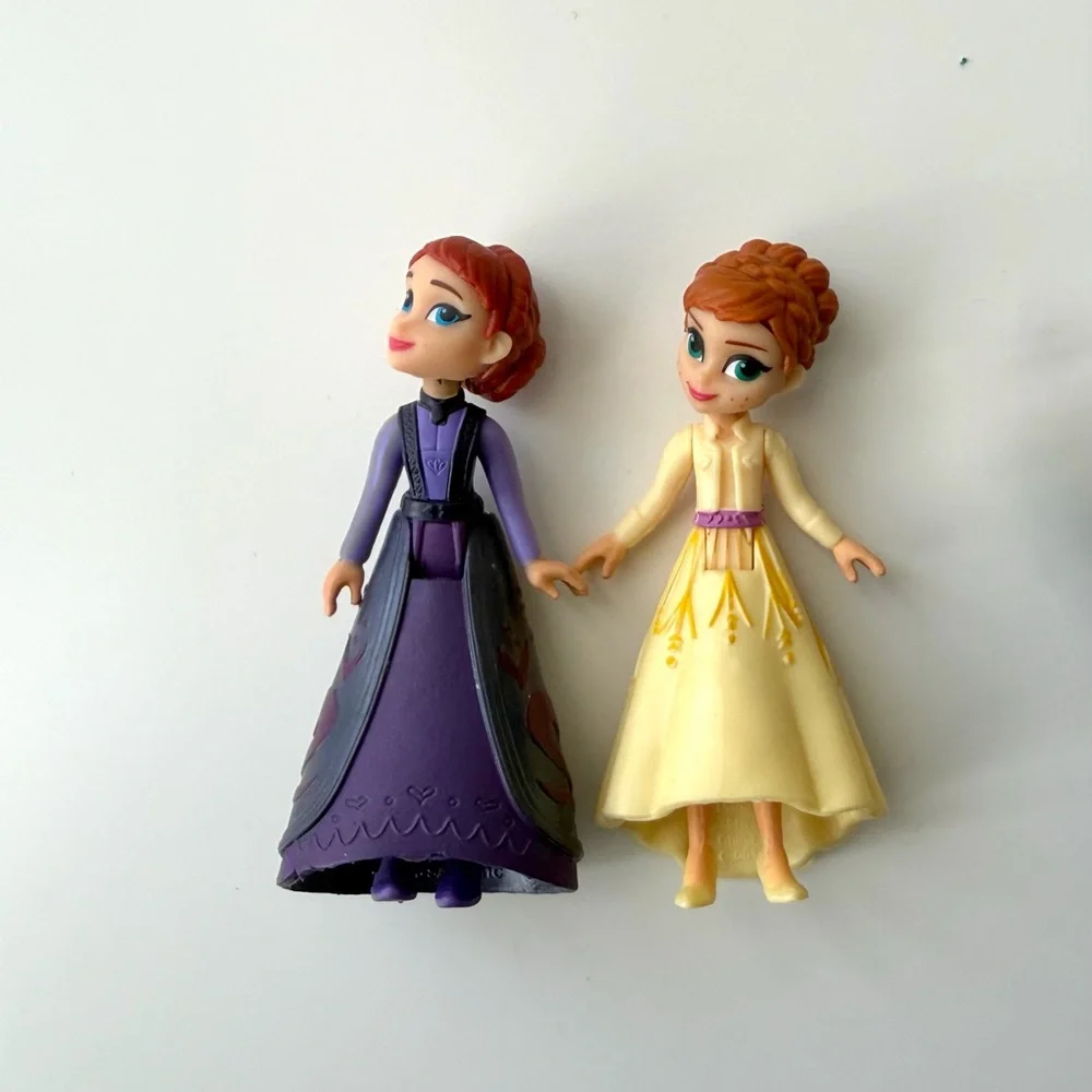 DISNEY Princess Frozen Anna, Elsa, Jasmine Pocahontas, Mini Doll Figure Lot